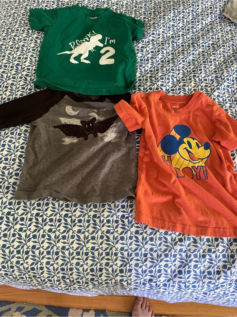 3 tee-shirts for toddlers